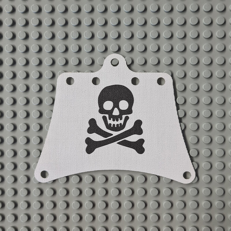 Replica Sailbb26 - Cloth Sail 12 x 10 with Skull and Crossbones Pattern